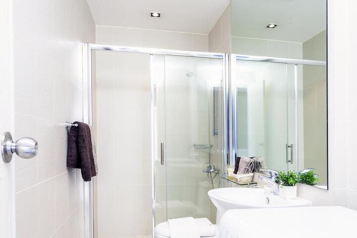 The Gramercy in Makati by StayHome Asia