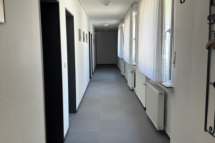 Ballroom/Hall 16 of 17