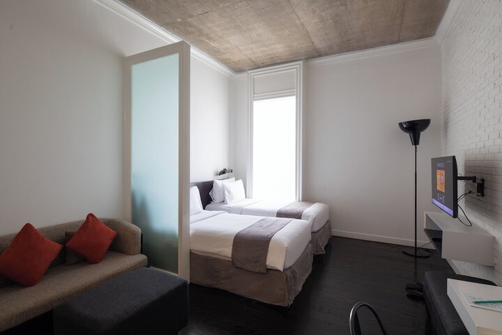 Room 15 of 70
