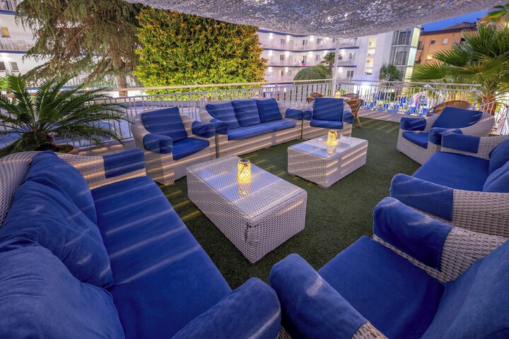 Terrace/Patio 115 of 119