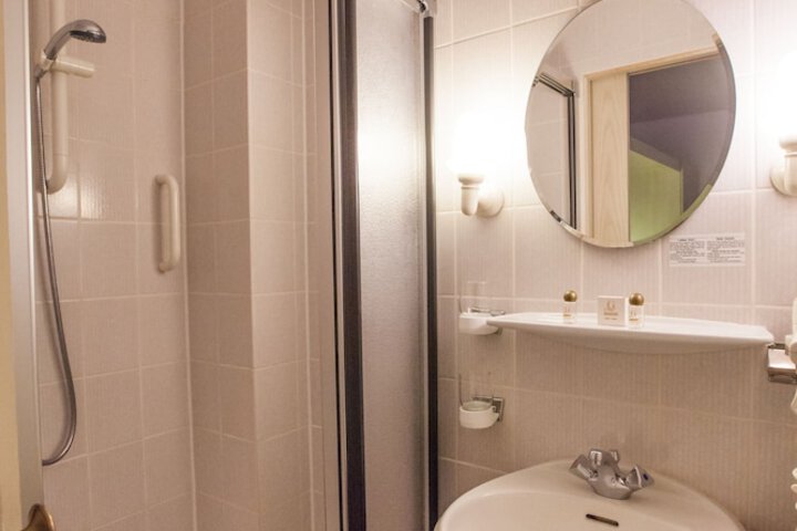 Bath Interior
