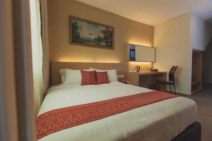 Room 14 of 43