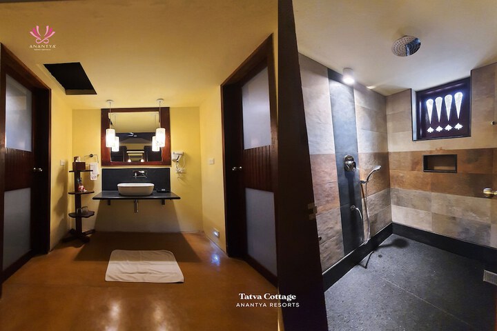 Room 35 of 96