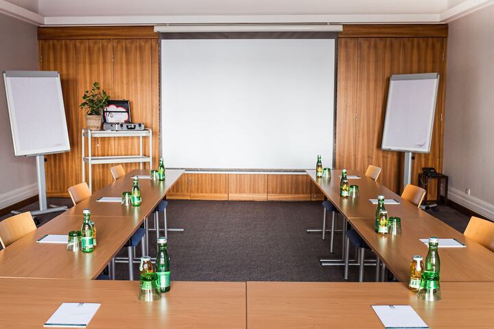Meeting 66 of 77