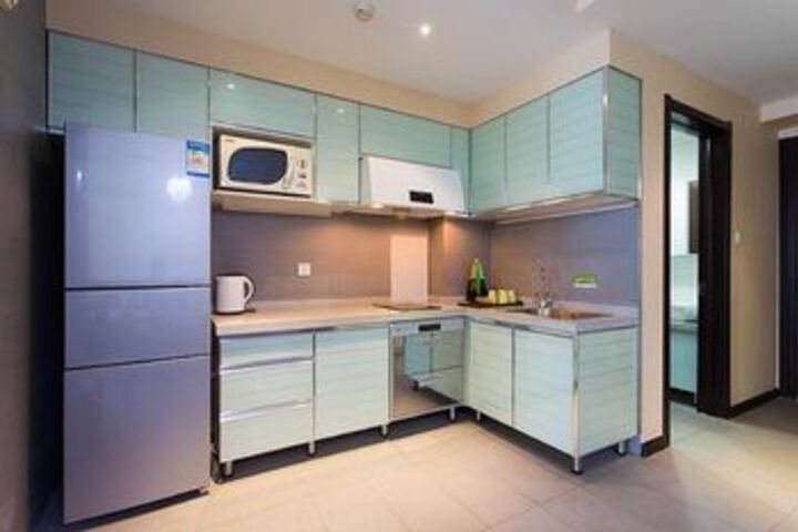 Room 32 of 36