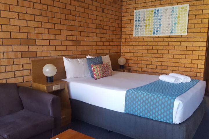 Room 47 of 68