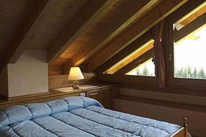 Room 4 of 35
