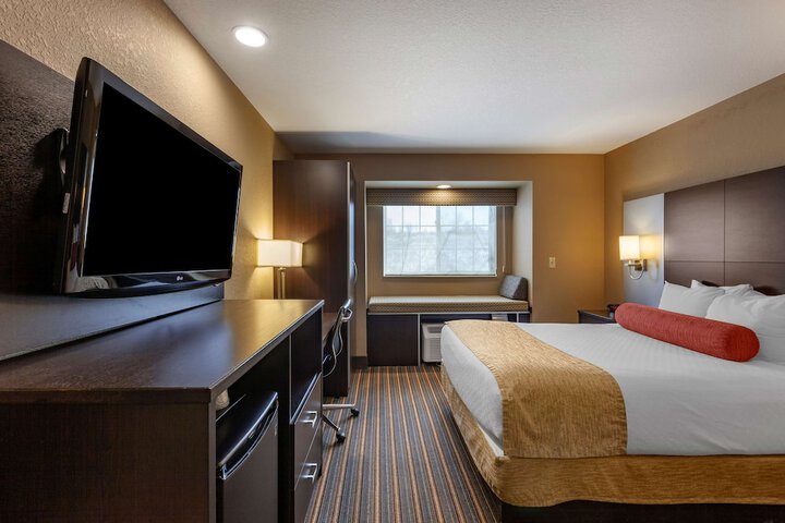 Room 25 of 53