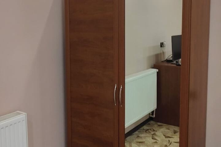 Room 17 of 164