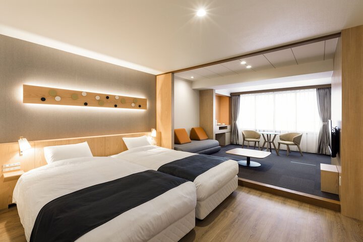 Room 21 of 103