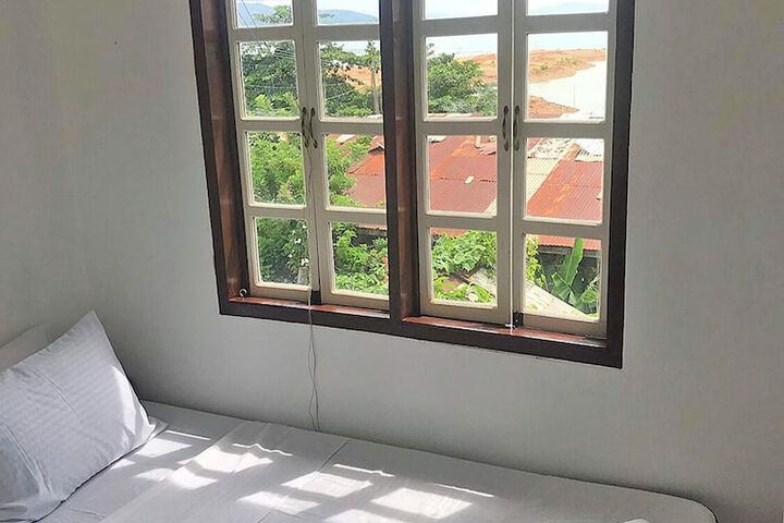 Room 7 of 43
