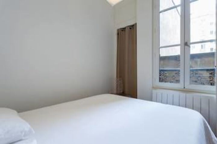 Room 5 of 26