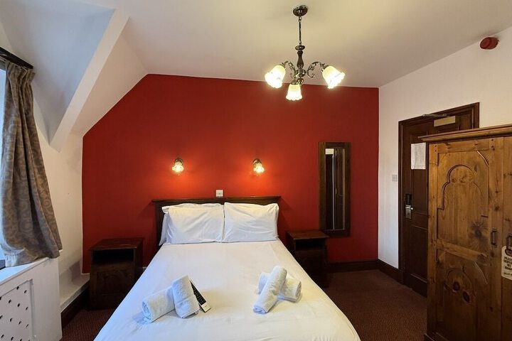 Room 42 of 86