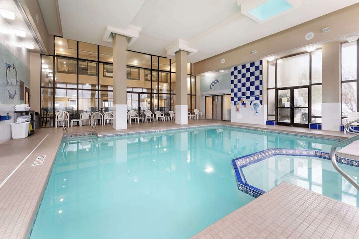 Pool 27 of 36