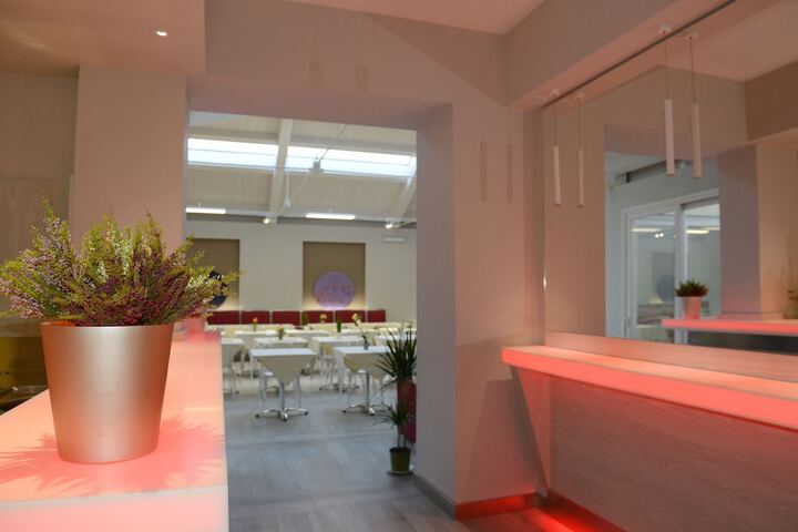 Entrance & Lobby