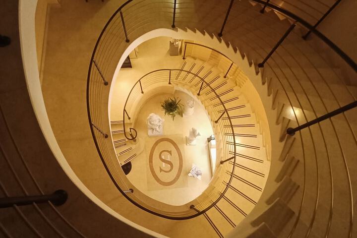 Hotel Interior 10 of 46