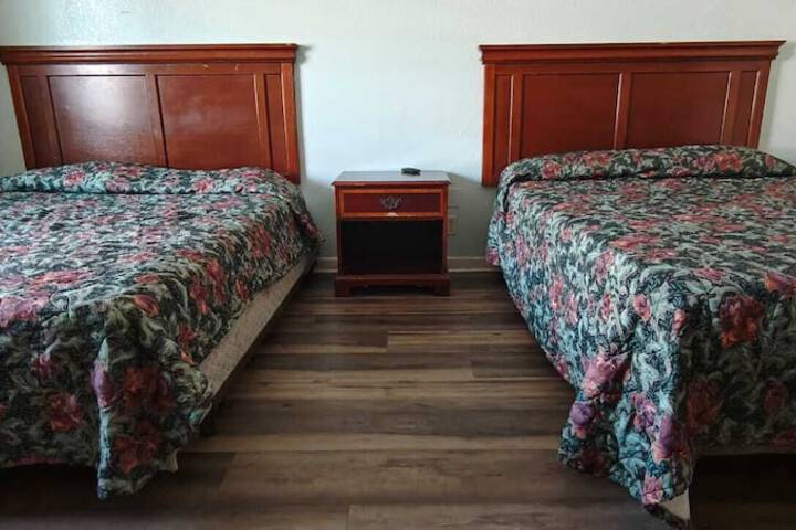 Room 9 of 22