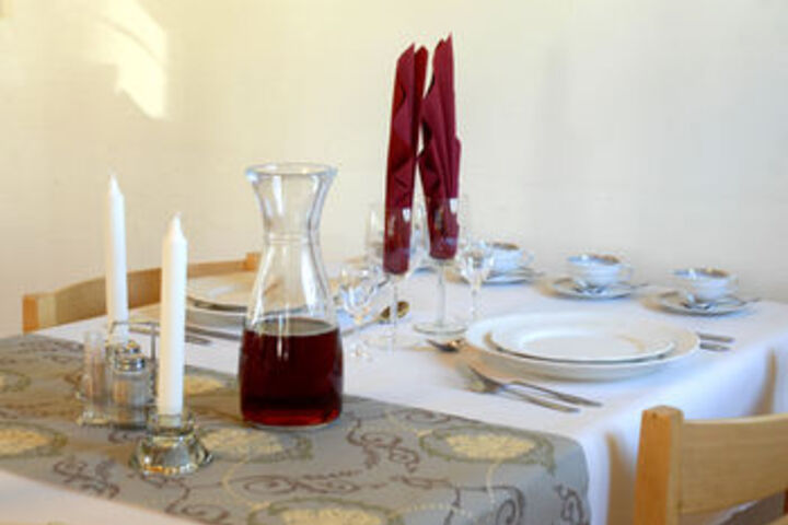 Dining 4 of 40