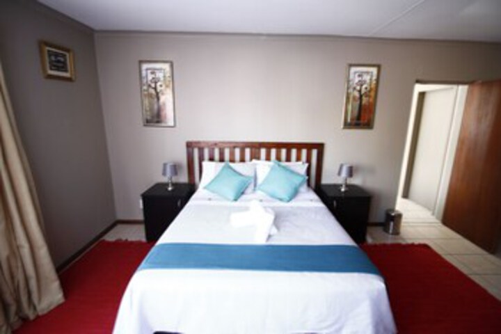 Room 25 of 47