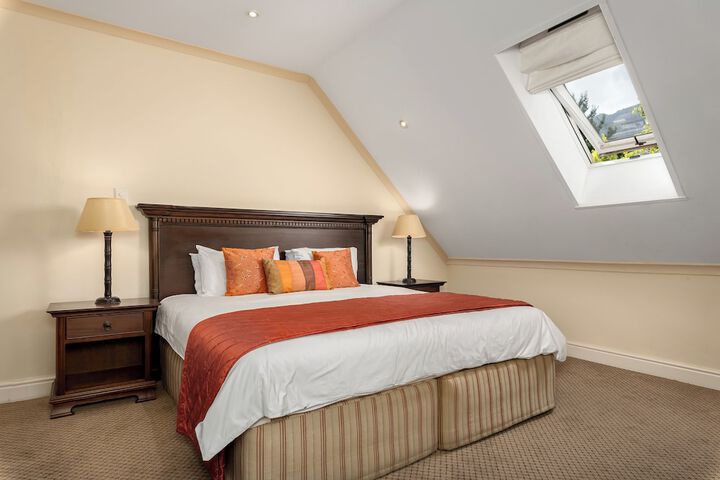 Room 5 of 42