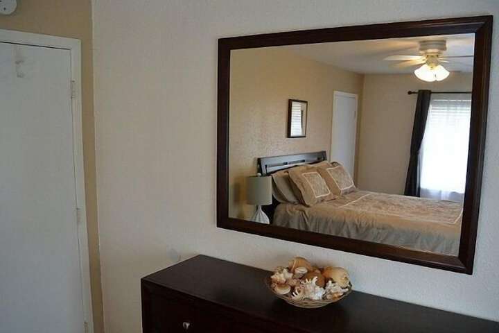Room 17 of 25