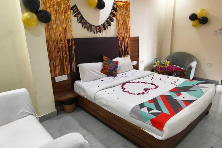 Room 9 of 22