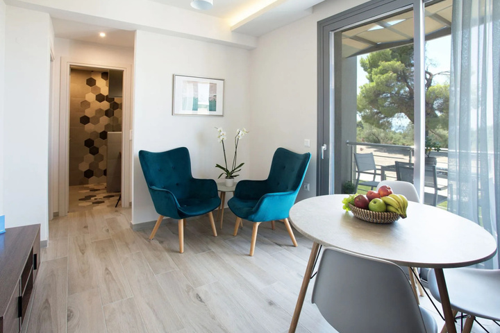 Terrace/Patio 7 of 13