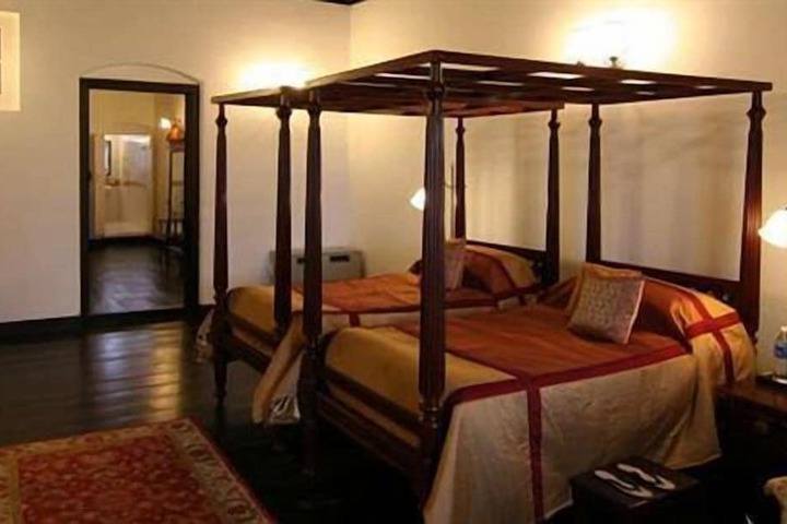 Room 3 of 41