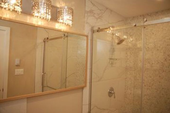 Room 6 of 35