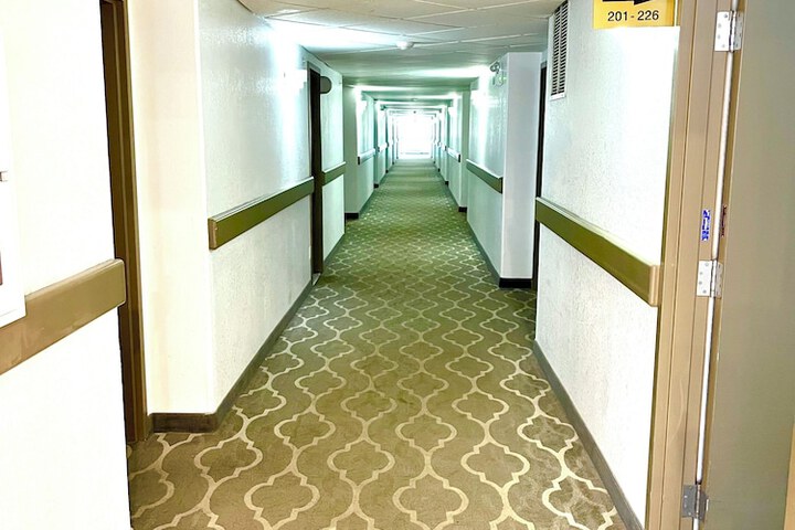 Ballroom/Hall 59 of 63
