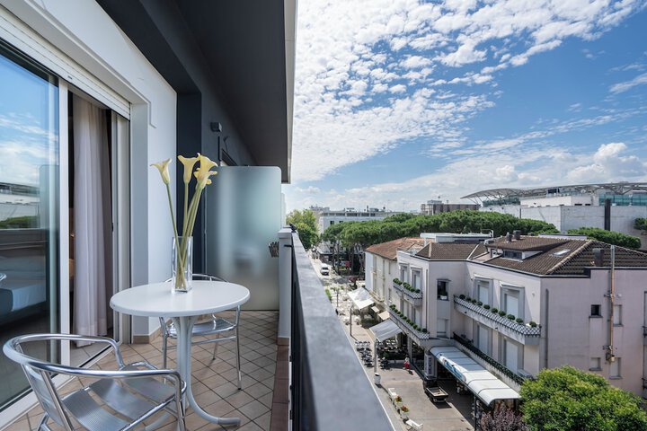 Terrace/Patio 64 of 115