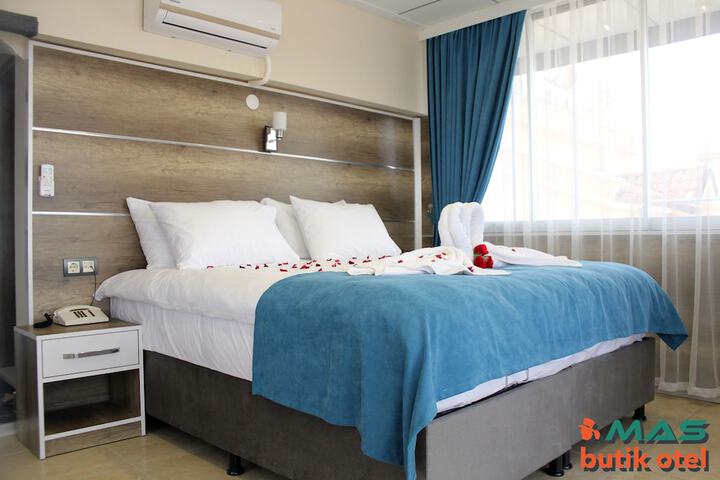 Room 9 of 43