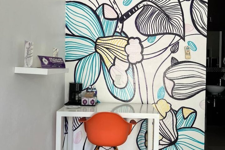 Room 73 of 165