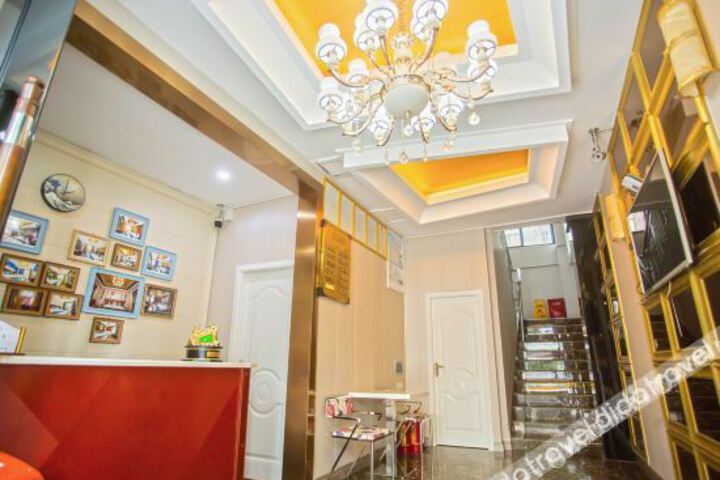 Hotel Interior 11 of 22