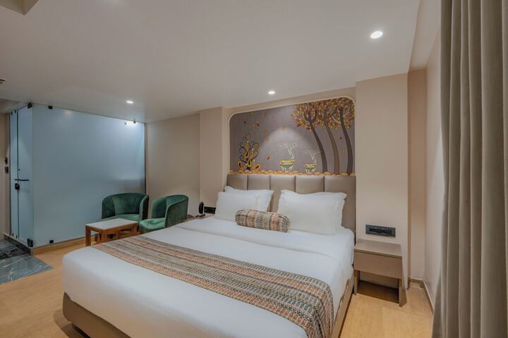 Room 20 of 35