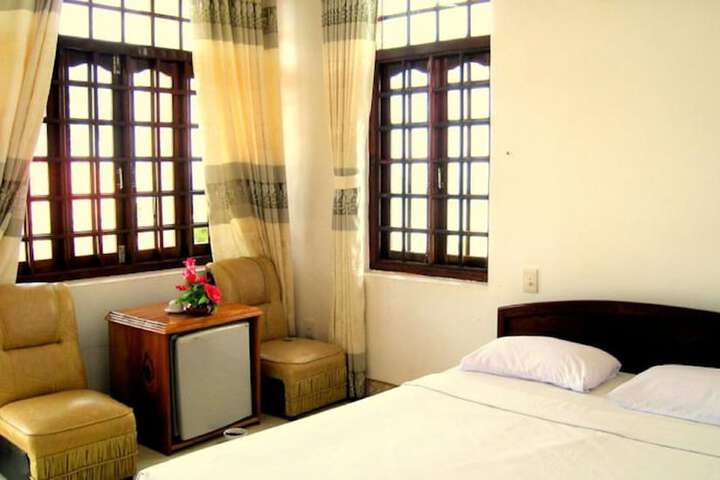 Room 5 of 45