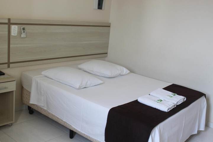 Room 10 of 37