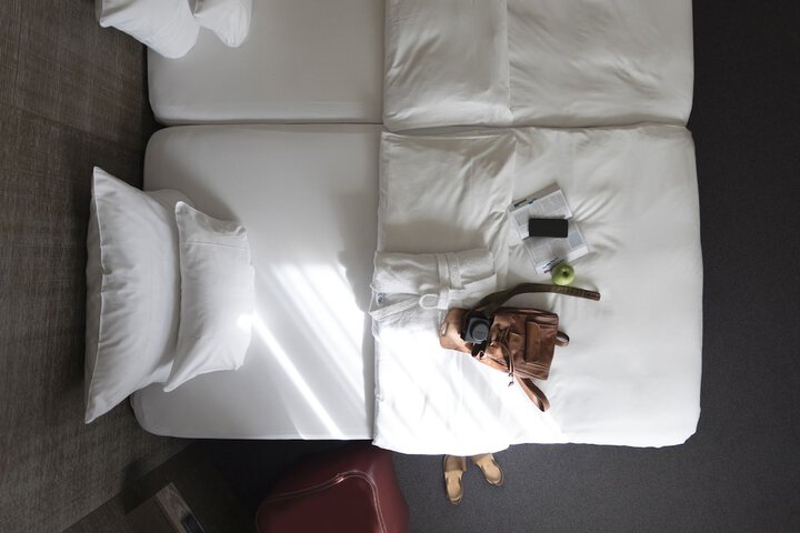 Room 2 of 26