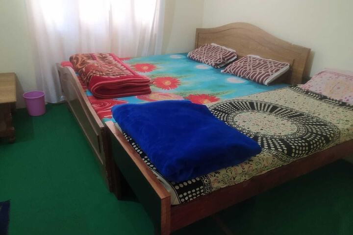Room 3 of 17