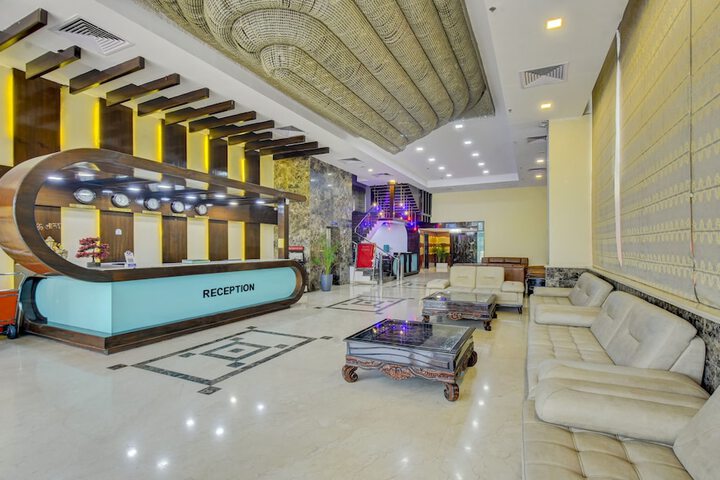 Hotel Interior 7 of 31