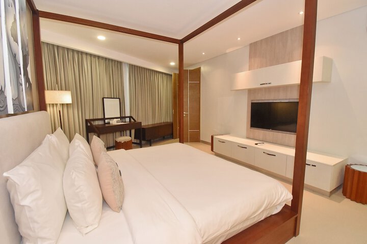 Room 28 of 120
