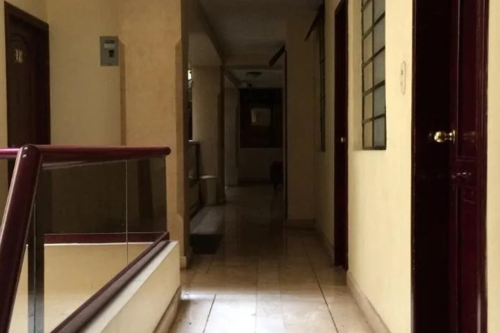 Room 14 of 20