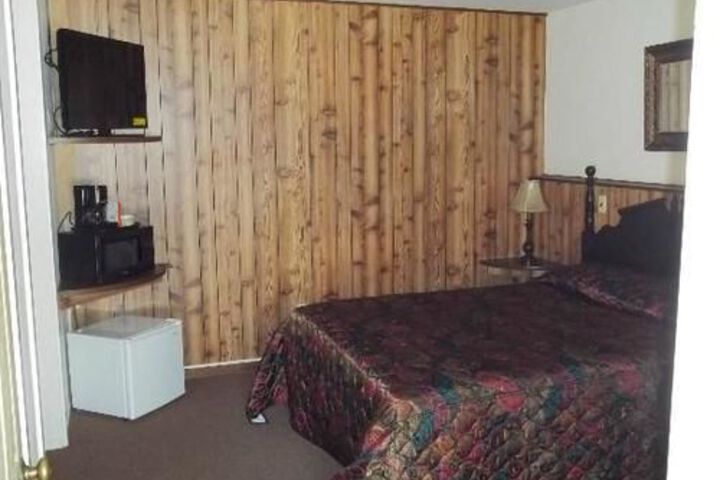 Room 7 of 10