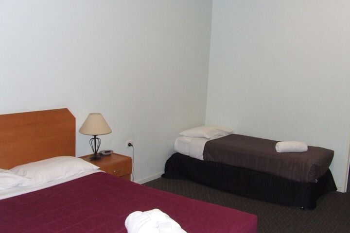 Room 4 of 29