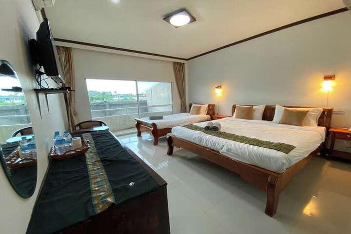 Room 35 of 75