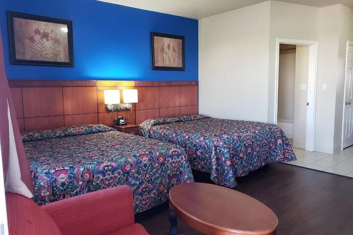 Room 25 of 51