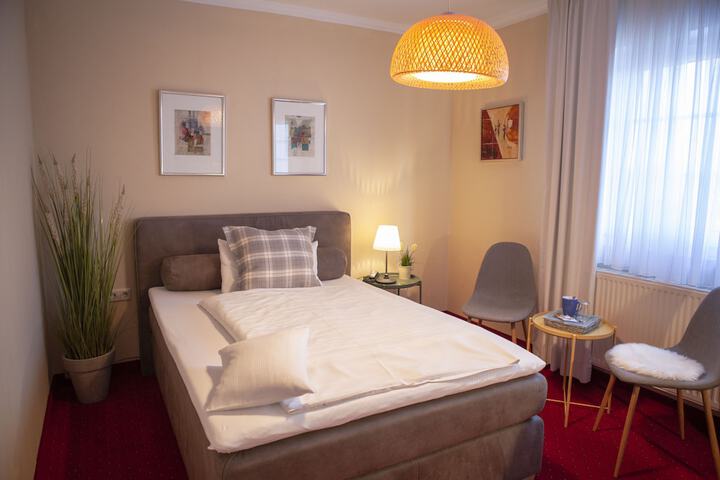 Room 4 of 26