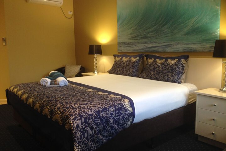 Room 15 of 38
