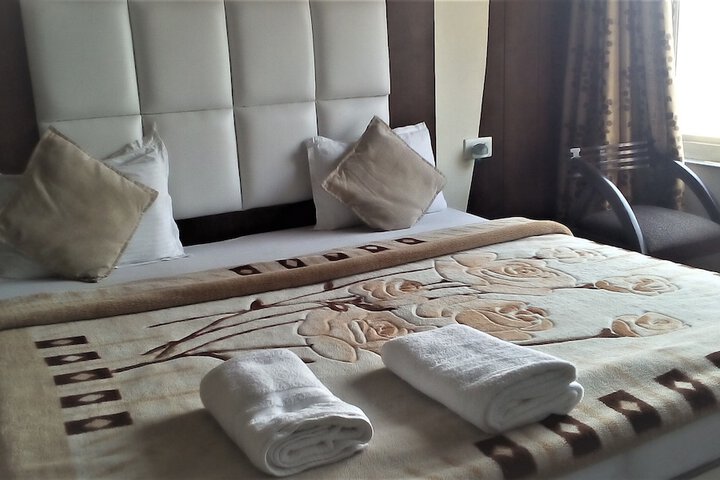 Room 19 of 120