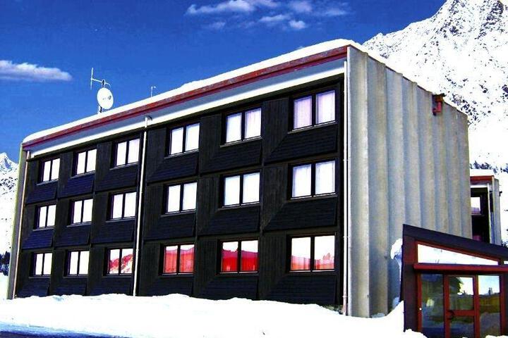 HOTEL SAVOIA